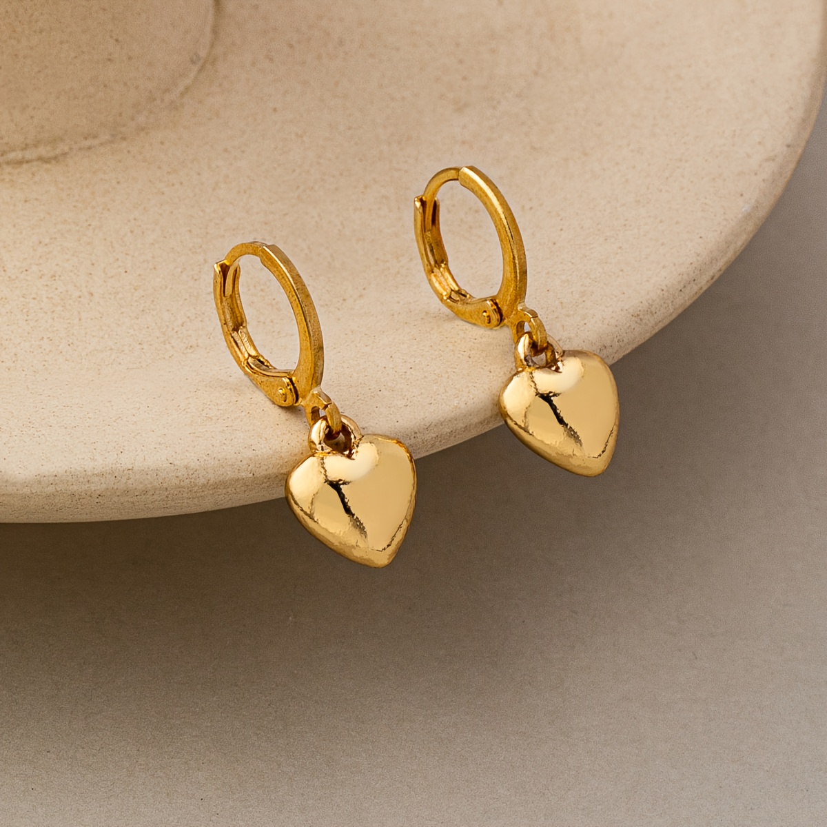 Women's Minimalist Five-Pointed Star Pendant Ear Clips
